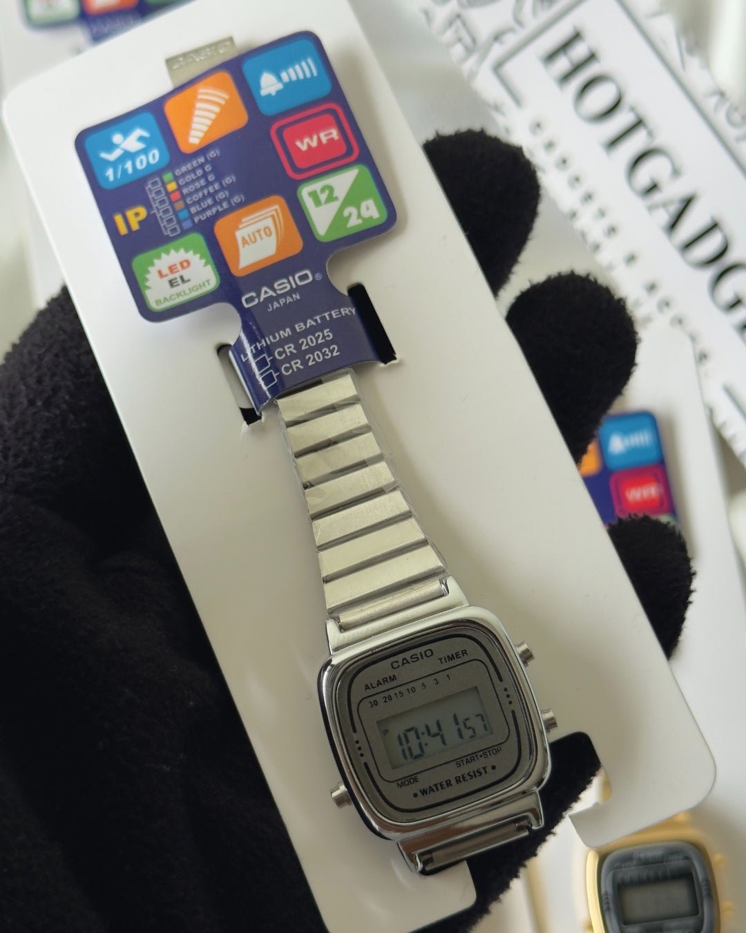 Vintage D124 (Digital Watch) - Hotgadget